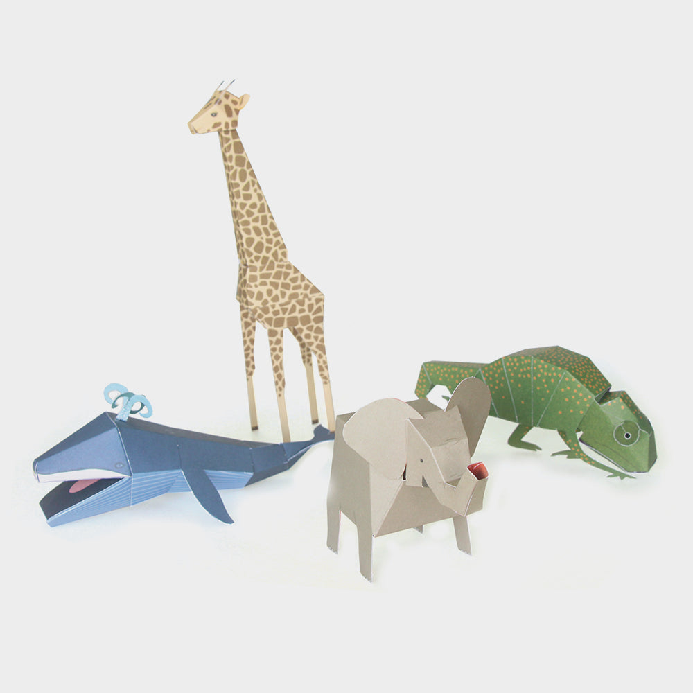
                  
                    Mini Curiosos montam os Animais
                  
                
